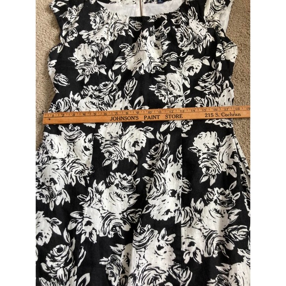 Lands' End Women's Black & White Floral  Sleeveless Dress, Size 10 - Picture 7 of 11